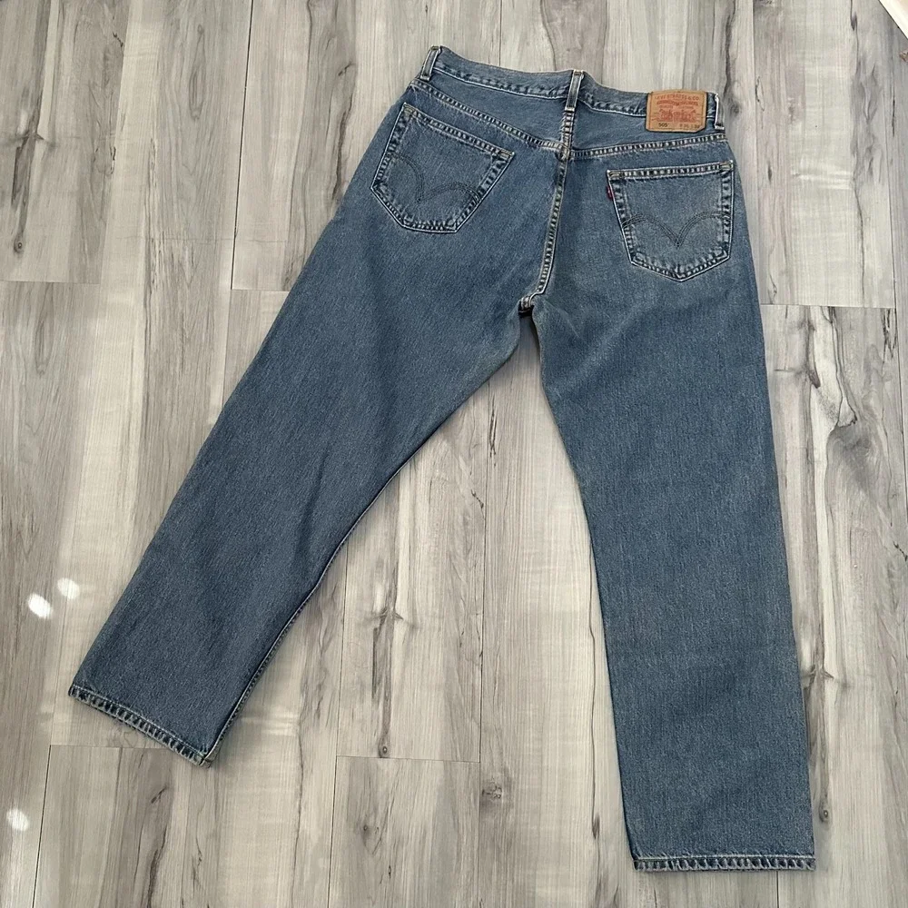 Levis levis 505